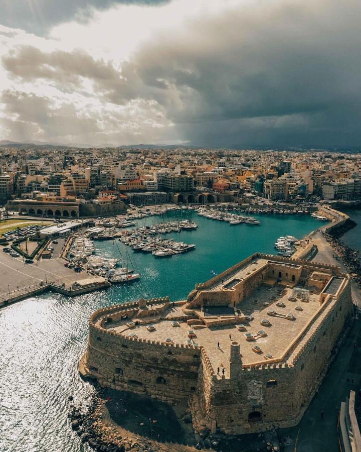 Theros By Agora Luxury Apartments In The Heart Of Heraklion Exteriér fotografie